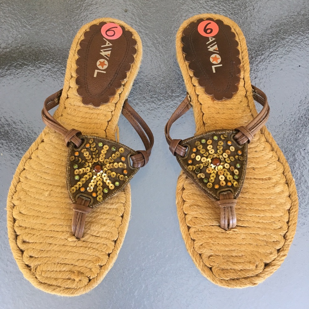 AWOL SANDALS.